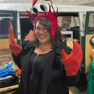 Meet your Posher, Esther